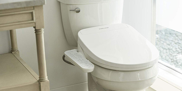 Which is Better: Wood or Plastic Toilet Seat for Your Home?