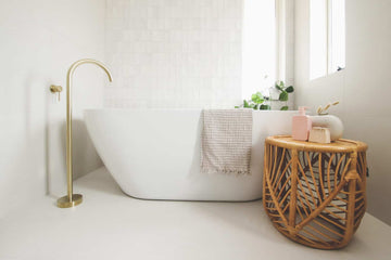 How to Remove Bathtub Drain Stopper: Shocking and Terrific Tips
